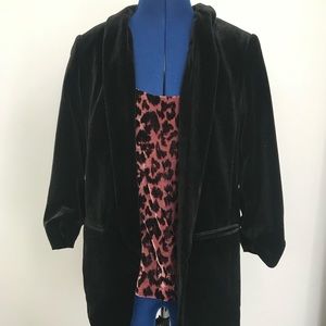 3/4 sleeve Velvet blazer